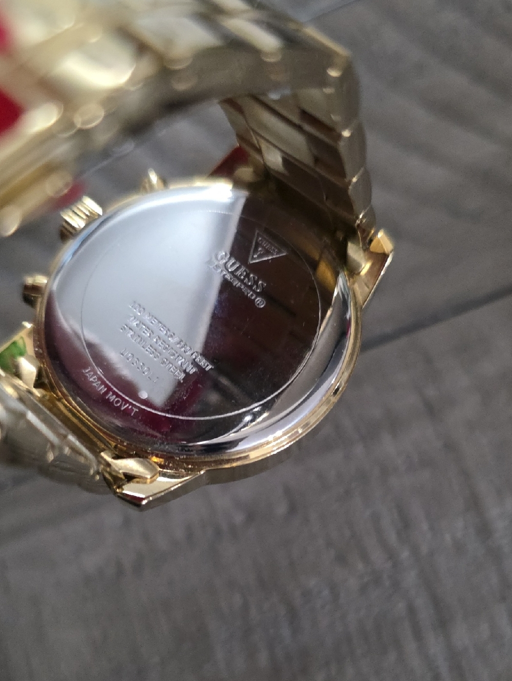 GUESS Gold Large Watch - Picture 5 of 5